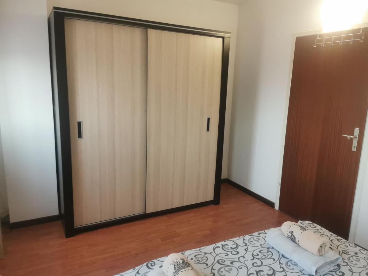 Apartmani Viktorija Fazana Exterior photo