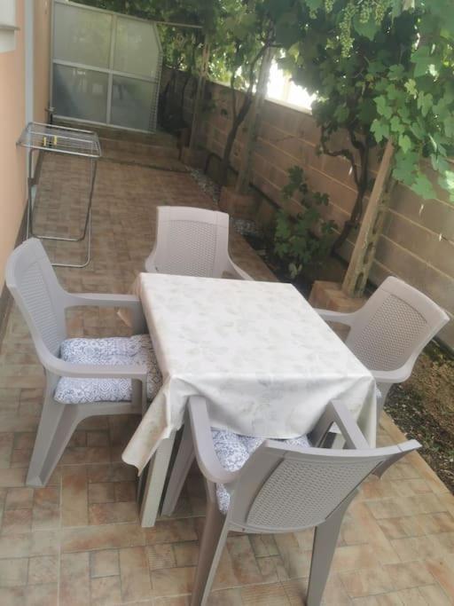 Apartmani Viktorija Fazana Exterior photo